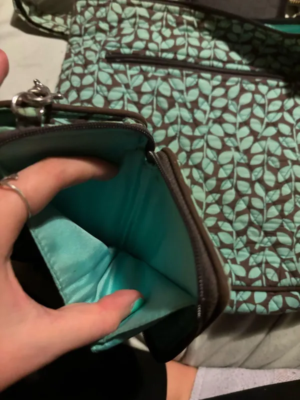 Vera Bradley Crossbody and Wallet - Image 5