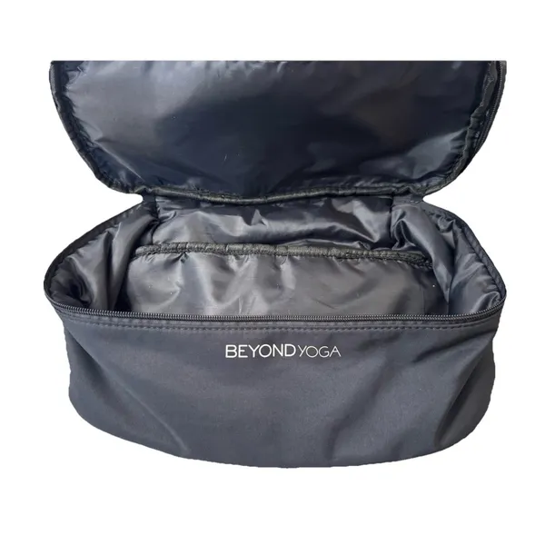 BEYOND YOGA Convertible Backpack Drawstring Tote Lightweight Black Gym Bag - Image 11