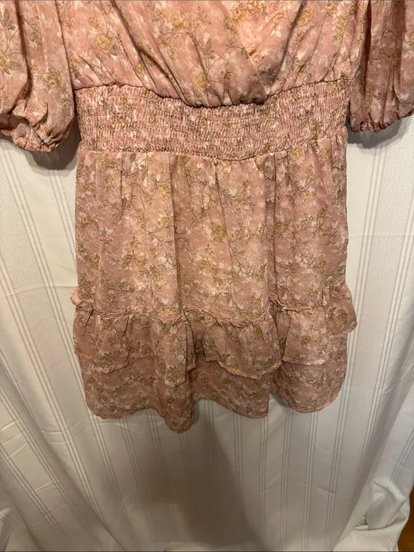 Le Lis Dusty Rose Floral V-Neck Ruffle Mini Dress - Image 2