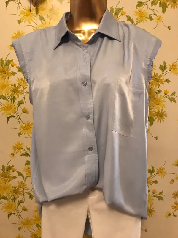 Oversize shoulder pads sleeveless shirt in blue size L - Image 2