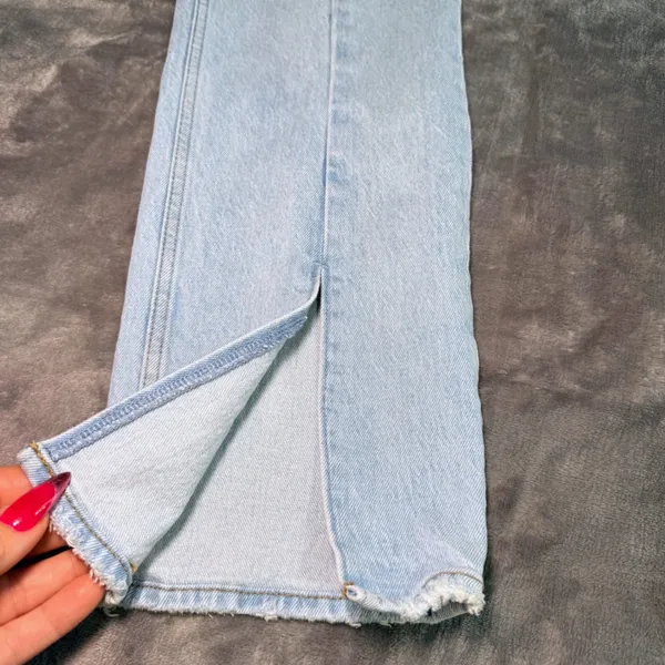 Abercrombie & Fitch Jeans Women 27/4R Lt Wash Curve Love 90s Straight Split‎ Hem - Image 11