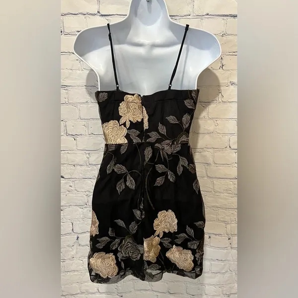 Lulus Elston Black Floral Embroidered Bodycon Dress Size Small - Image 3
