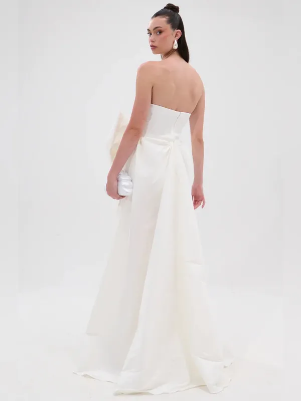 She Is The Moment Dress With Train - Image 2