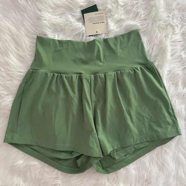 Halara SoftlyZero Airy High Waist Yoga Shorts Kashmir Size Large - Image 3