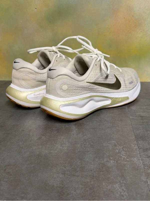 Nike Journey Run Women's Sneakers FJ7765-003 Phantom/Neutral Olive-Sail Size 9.5 - Image 8