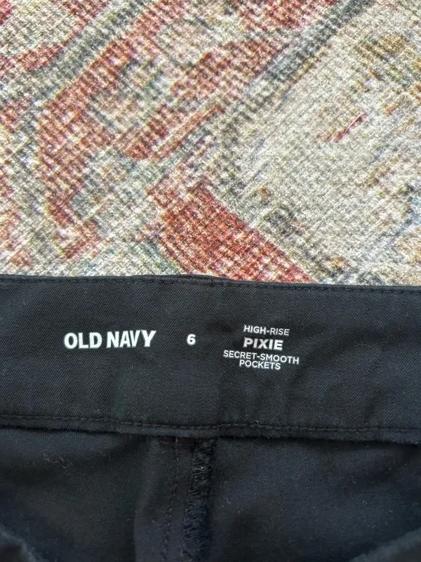 Old Navy Pixie Pants - Image 3