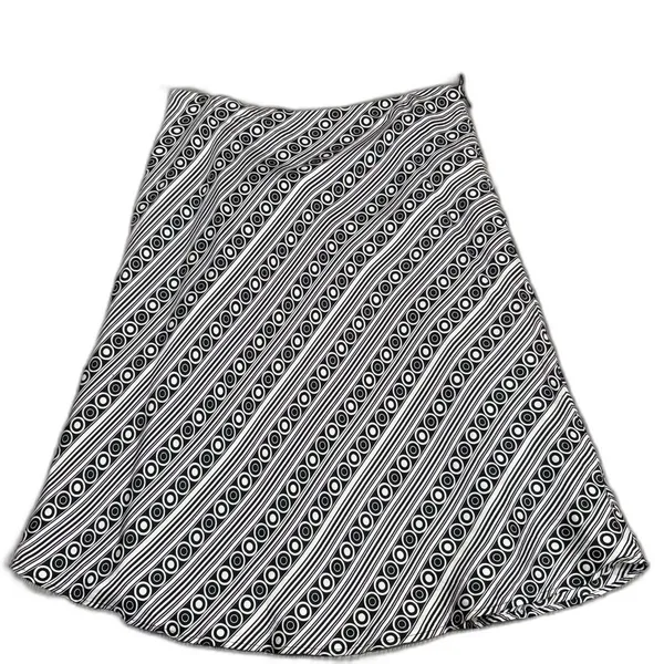White House Black Market Silk Knee Length Swing Skirt Geometric Print‎ Size 6 - Image 2