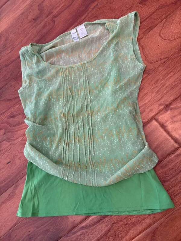 Y2K Vintage CITY DKNY Green Mesh Patterned Double Layered Baby Tee Size Small - Image 5