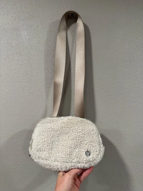 Lululemon Cream Sherpa Belt Bag with Beige Strap - Image 2