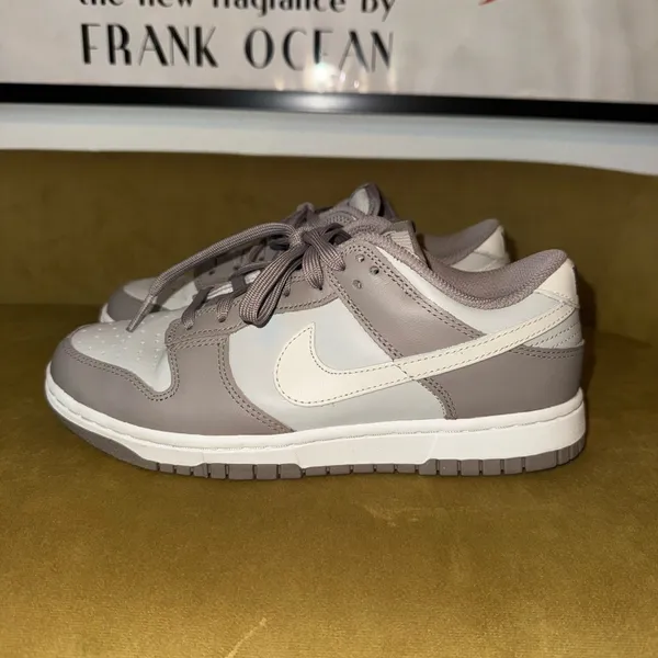 Nike Women Dunk Low - Image 2