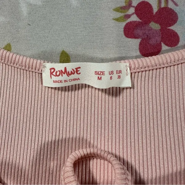 Romwe Strawberry Tank Top - Image 3