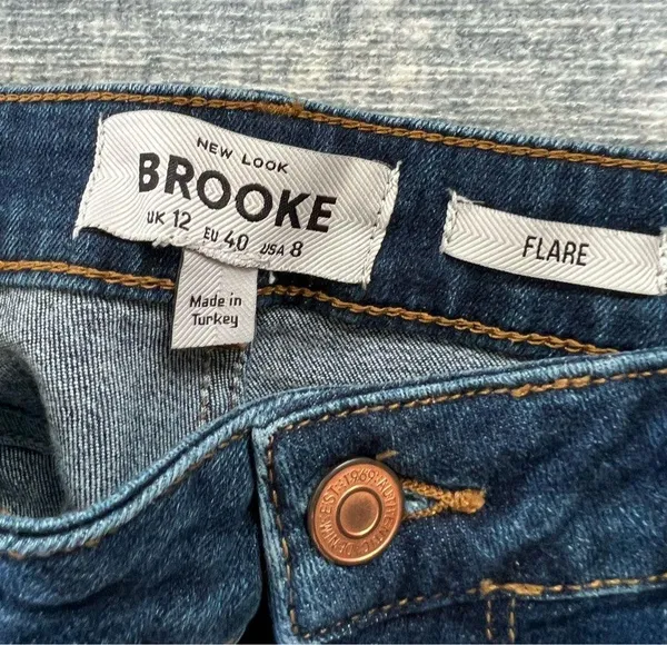 New Look Brooke Flare Leg Cut Off Hem Dark Wash Jeans Size 8 - Image 3