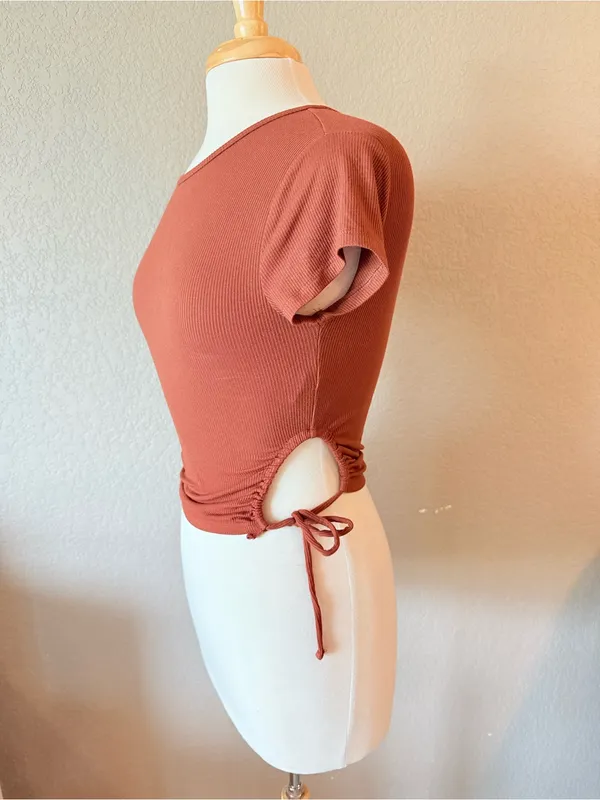 Forever 21 Rust Ribbed Ruched Drawstring Side Crop Top Small - Image 2