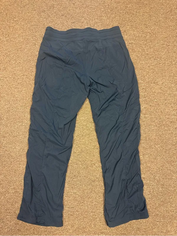 Lululemon Dance Studio Mid-Rise Pants Black Ribbed Size 12 EUC - Image 5