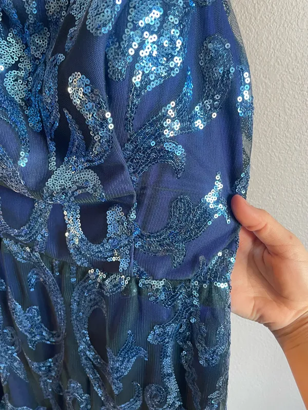 Long blue prom dress Size 0 - Image 3