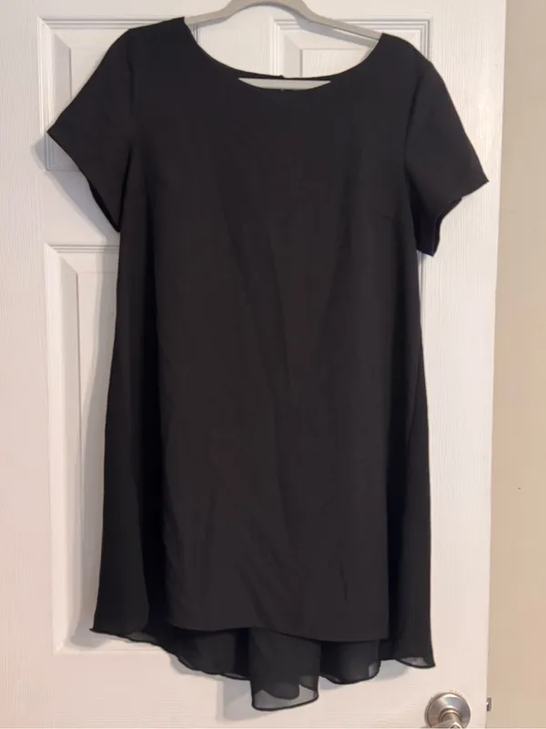Women's Umgee Hi-Low Chiffon Back Short Sleeve Keyhole Little Black Dress Large - Image 2