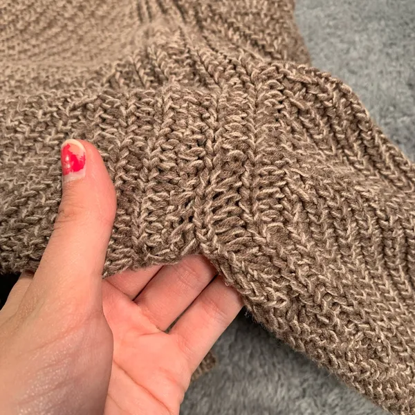 Urban Outfitters Chunky Brown Cardigan - Image 3