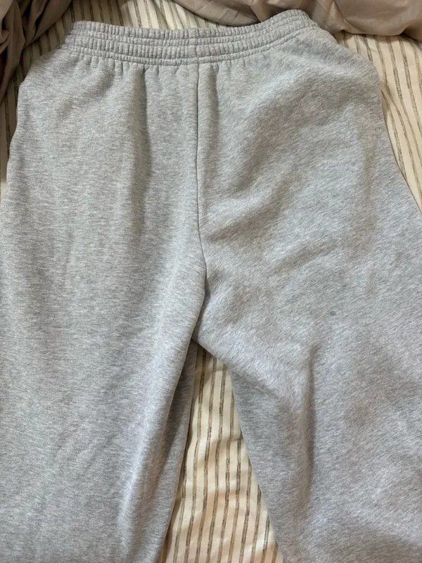 Aritzia Sweatfleece - Image 3