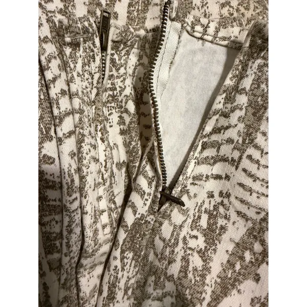 Free People Olive Green Abstract Feather Print Ankle Zip Skinny Jeans Size 26 - Image 7