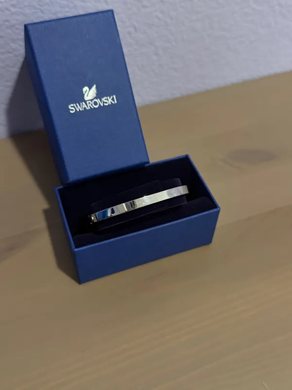 Swarovski bangle bracelet - Image 3