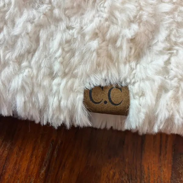 CC‎ Beanie Womens Cream Faux Fur Sherpa Pom Pom Beanie Hat Off White Winter - Image 6