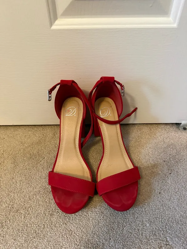 Red Heels Size 8 - Image 3