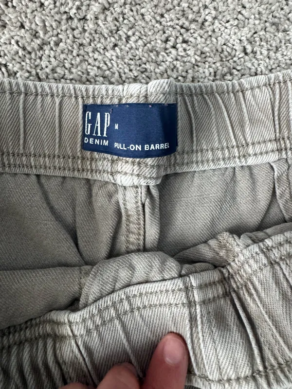 Gap Barrel Jeans - Image 2