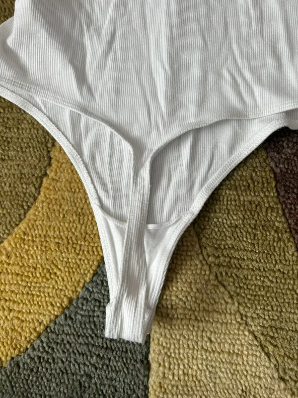 Wilfred Free Aritzia White Basic High Neck Ribbed Sleeveless Thong Bodysuit S - Image 5