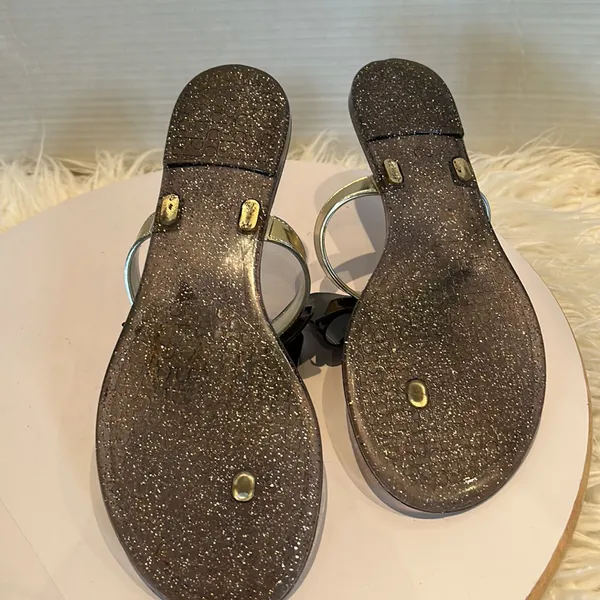 Gold and Black Jelly BOW T-Strap Sandals Slip-on Size 39. - Image 7