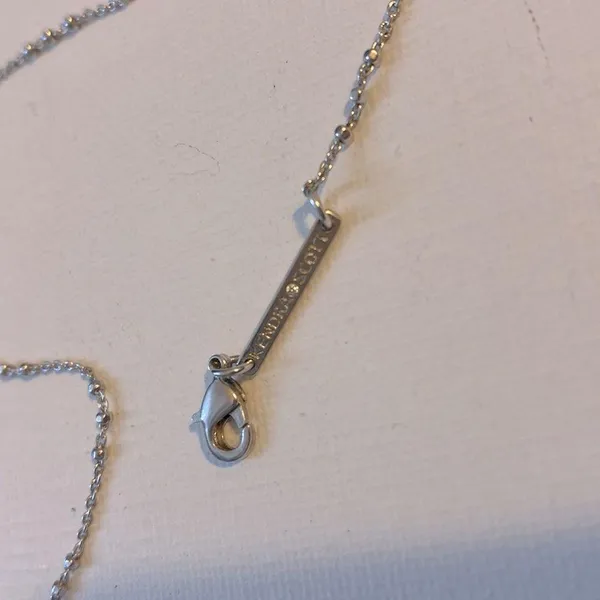 Kendra Scott flower pendant silver necklace - Image 6