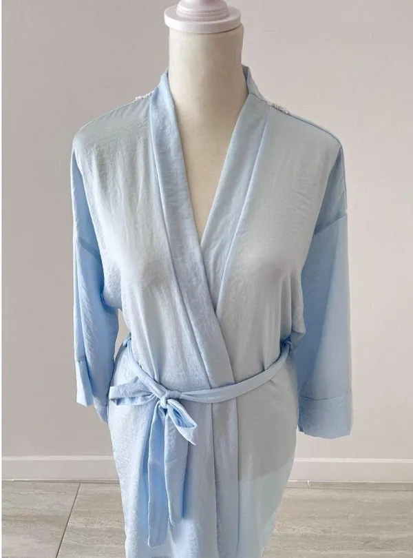 In bloom by jonquil OPHELIA LACE TRIM SATIN WRAP IN SILVER BLUE - Image 3