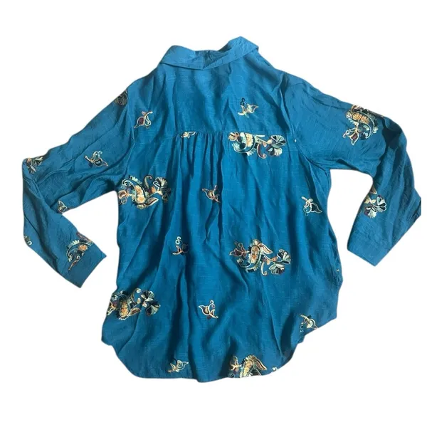 Fig and Flower Anthropologie Boho Floral Teal Shirt Embroidered Roll Tab - Image 3