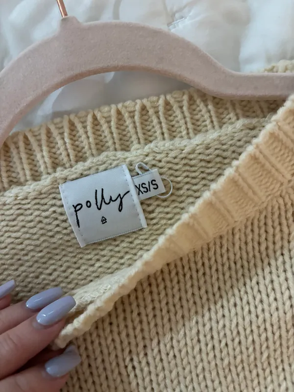 Princess Polly beige shorts/sweater set ~ Size XS/S - Image 2