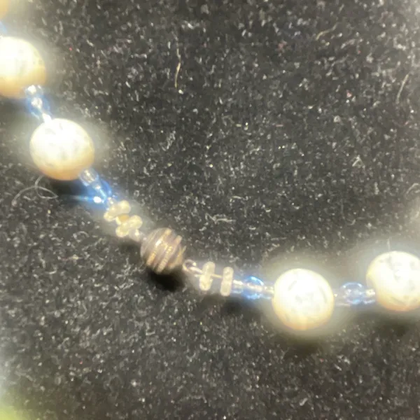 Vintage Plastic Bead Necklace Silver Flower Pendant Blue Center Magnet Clasp 16” - Image 3