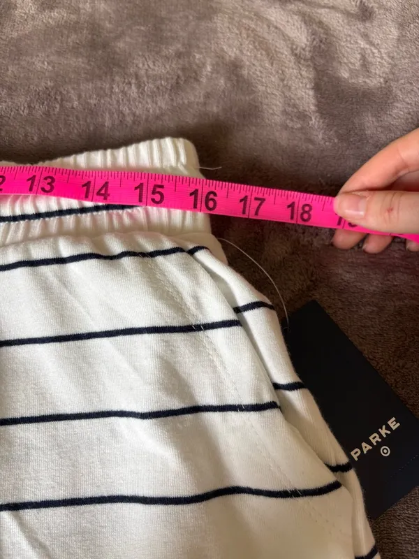 Parke x Target Drawstring Knit Shorts - White/Navy Blue Striped MEDIUM- IN HAND - Image 6