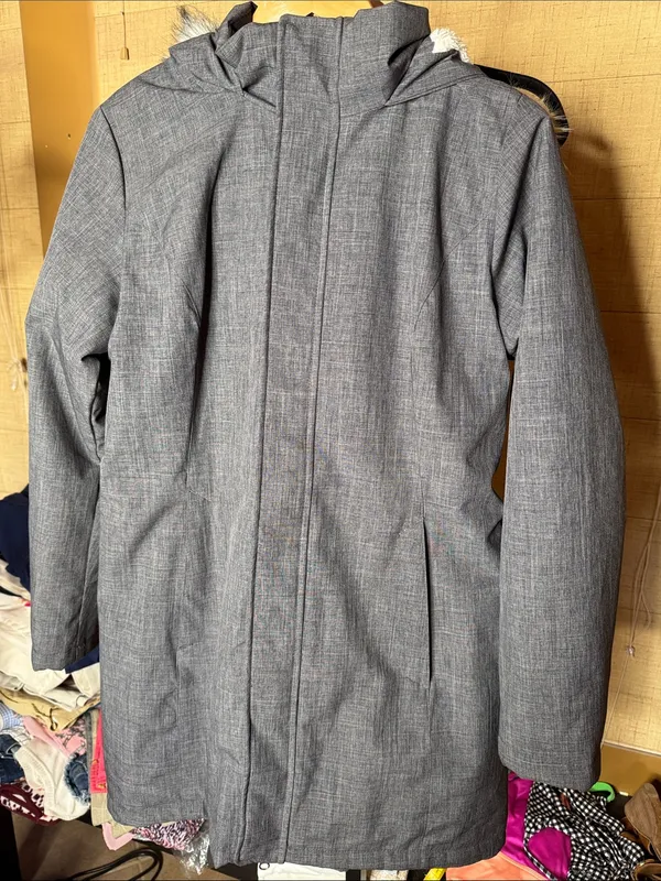 All in Motion Gray Faux Fur Lined Hooded Winter Parka Coat Size Medium - Image 3