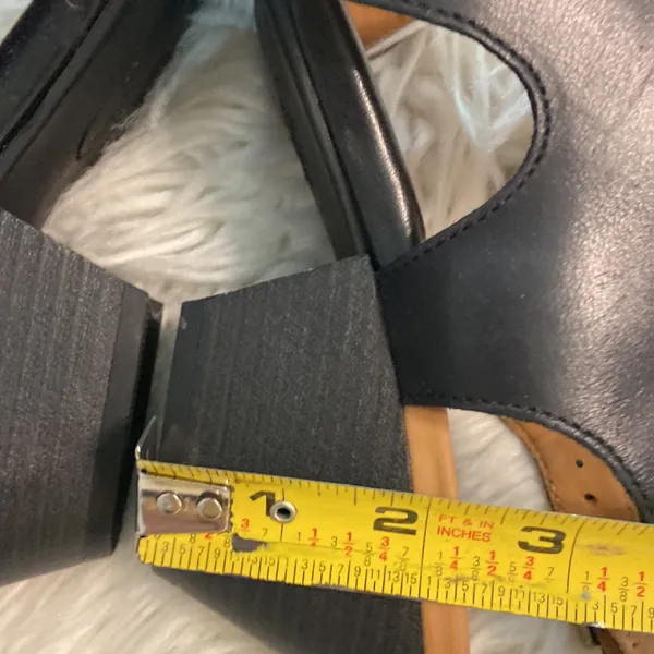 BOC Leather Women's Sandals size 10 see all photos for condition color black - Image 7