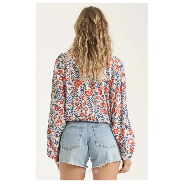 Billabong Safe Bet Surplice Top Floral V-Neck Boho Blouse Size Medium - Image 2
