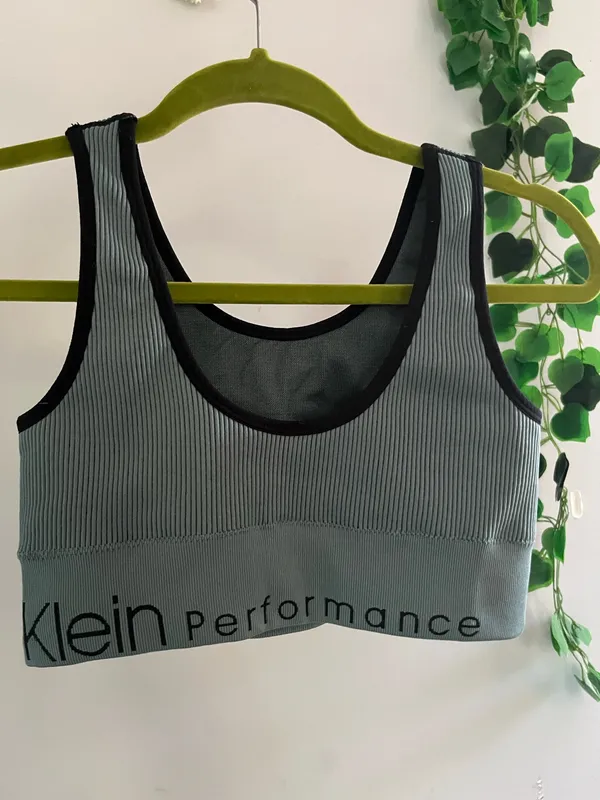 Calvin Klein - Image 2