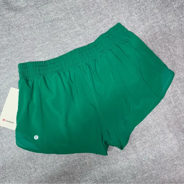 Lululemon Hotty Hot High Rise Athletic Short in Kelly Green Size 12 NWT - Image 7