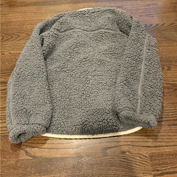 Abercrombie & Fitch Gray Sweatshirt Cozy Sherpa Quarter-Zip - Image 3