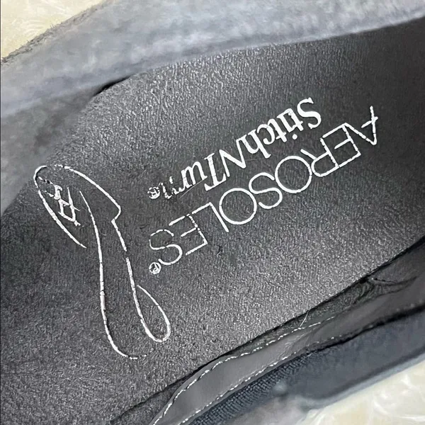 Aerosoles Gray Stitch and Turn Gray Suede Zip Wedge Booties 7.5 - Image 5