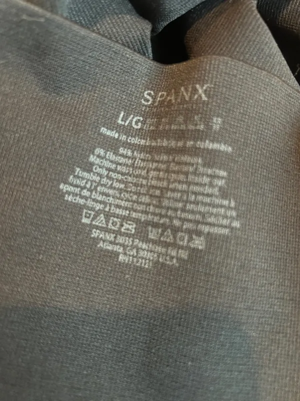 SPANX black leggings - Image 4