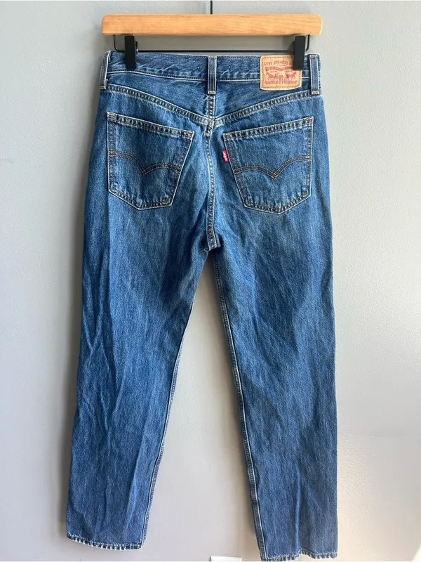 Levi's Women's Low Pro Relaxed Fit Straight Leg Jeans Denim Classic Size 25 - Image 6