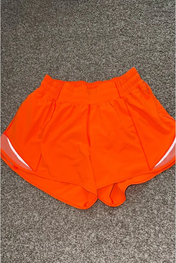 Lululemon Hotty Hot 4" Shorts  - Image 4