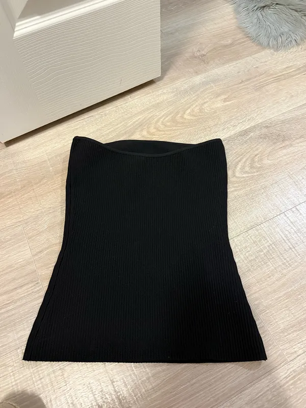 Aritzia Babaton Sculpt Knit Tube Top - Image 2