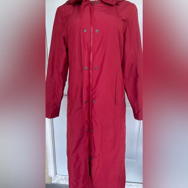 L.L. Bean Women's Vibrant Red Trench Coat - Image 3
