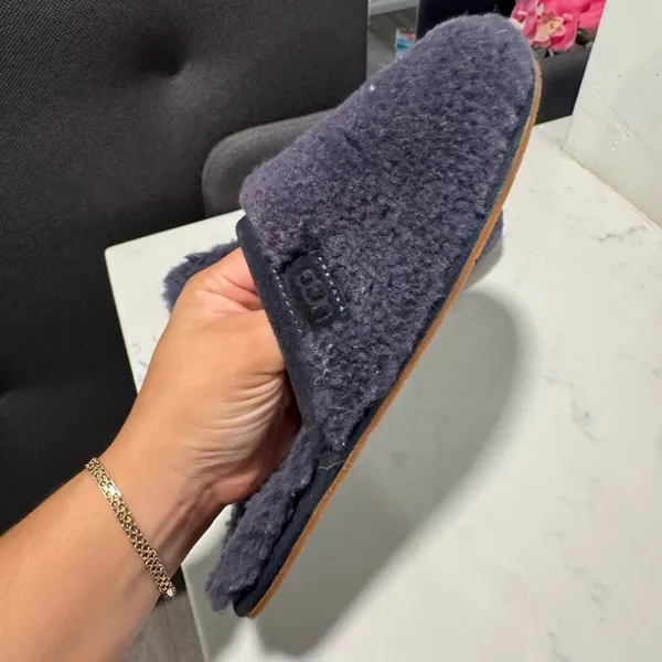 UGG Cozy Gray Fuzzy Slippers - Image 6