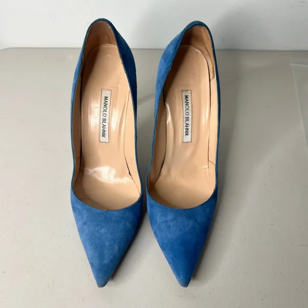 Manolo Blahnik BB Blue Suede Pumps Size 42 - Image 2