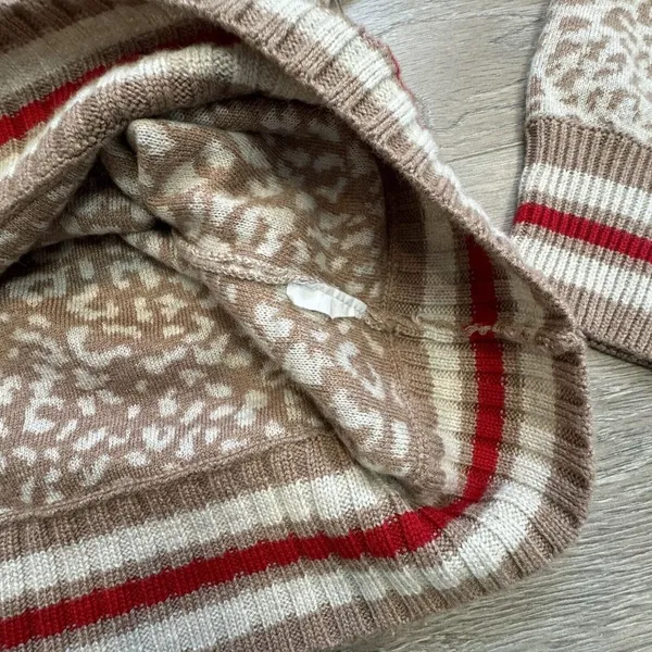 Splendid Size Small Beige Leopard‎ Print Cashmere Blend Pullover Sweater - Image 4